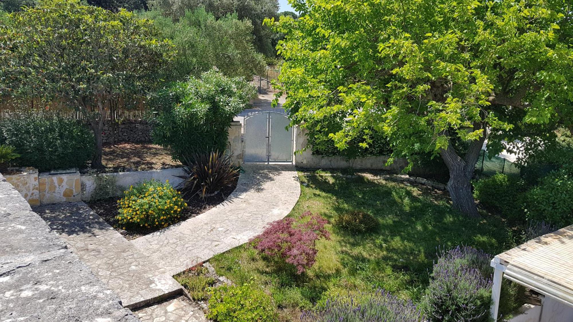 Podere Del Gelso Bianco, Vacation Rental Ostuni Exteriör bild